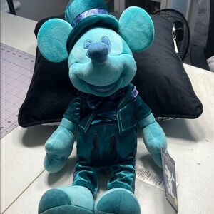 Disney Main Attraction Haunted Mansion 50th Anniversary Mickey Mouse.